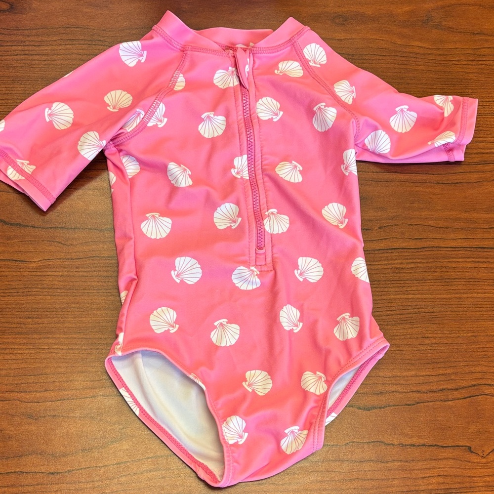 NWOT Izod Pink Seashell Kids Rashguard